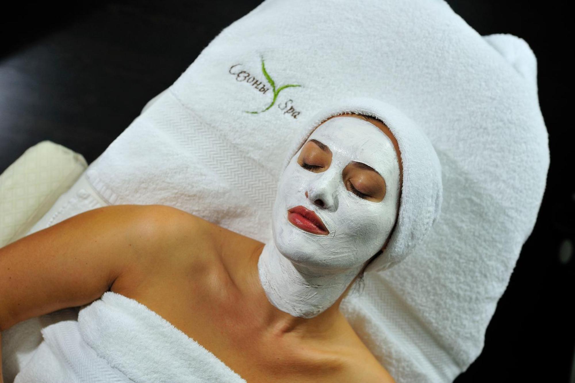 Seasons Spa Boutique Hotel Kozyn Dış mekan fotoğraf