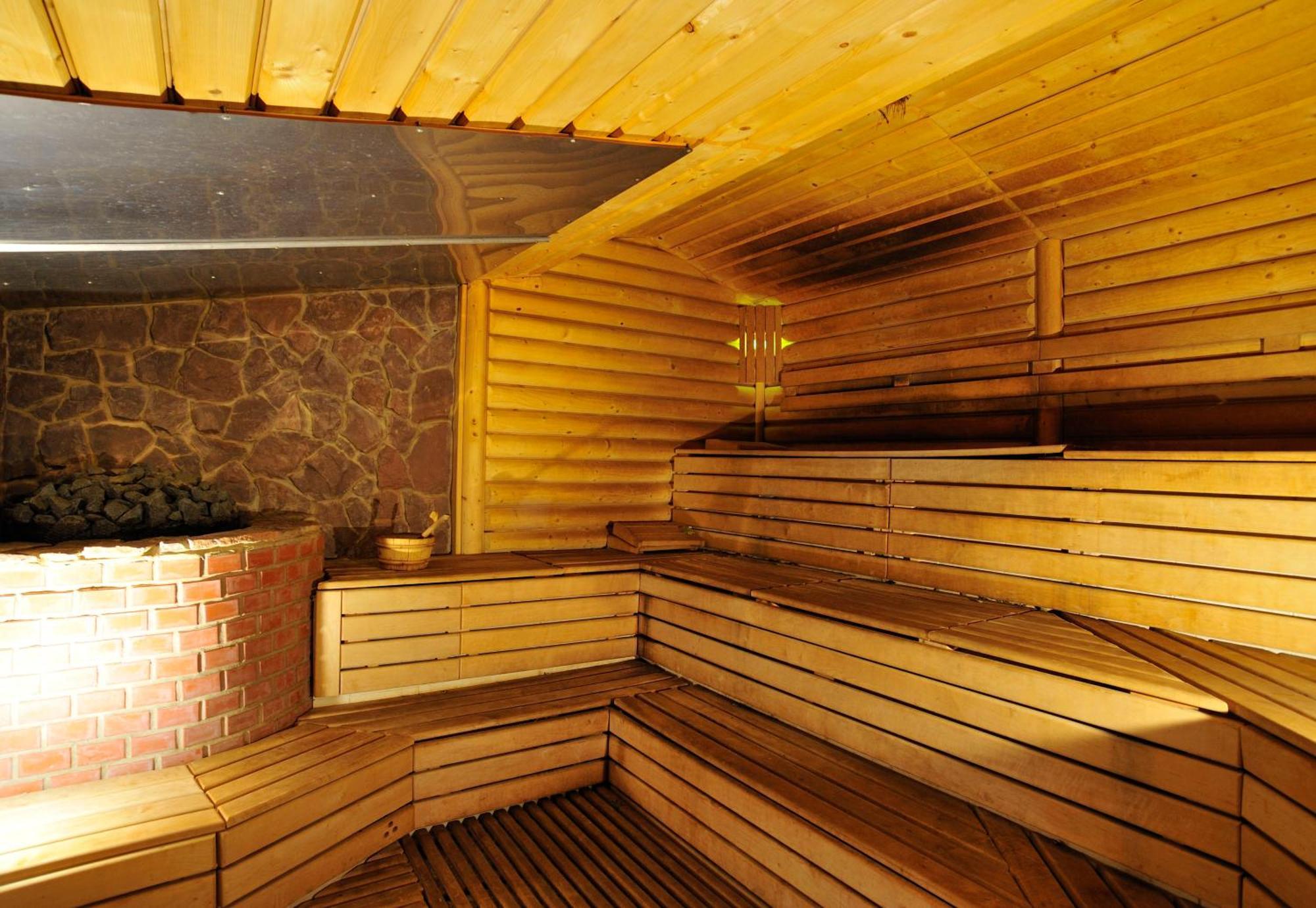 Seasons Spa Boutique Hotel Kozyn Dış mekan fotoğraf