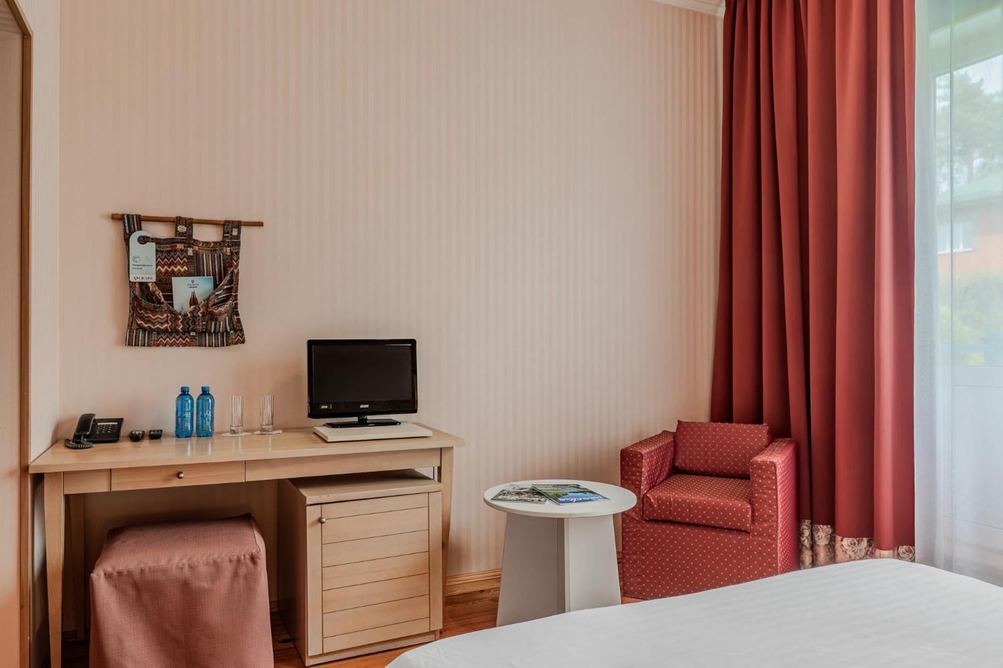 Seasons Spa Boutique Hotel Kozyn Oda fotoğraf
