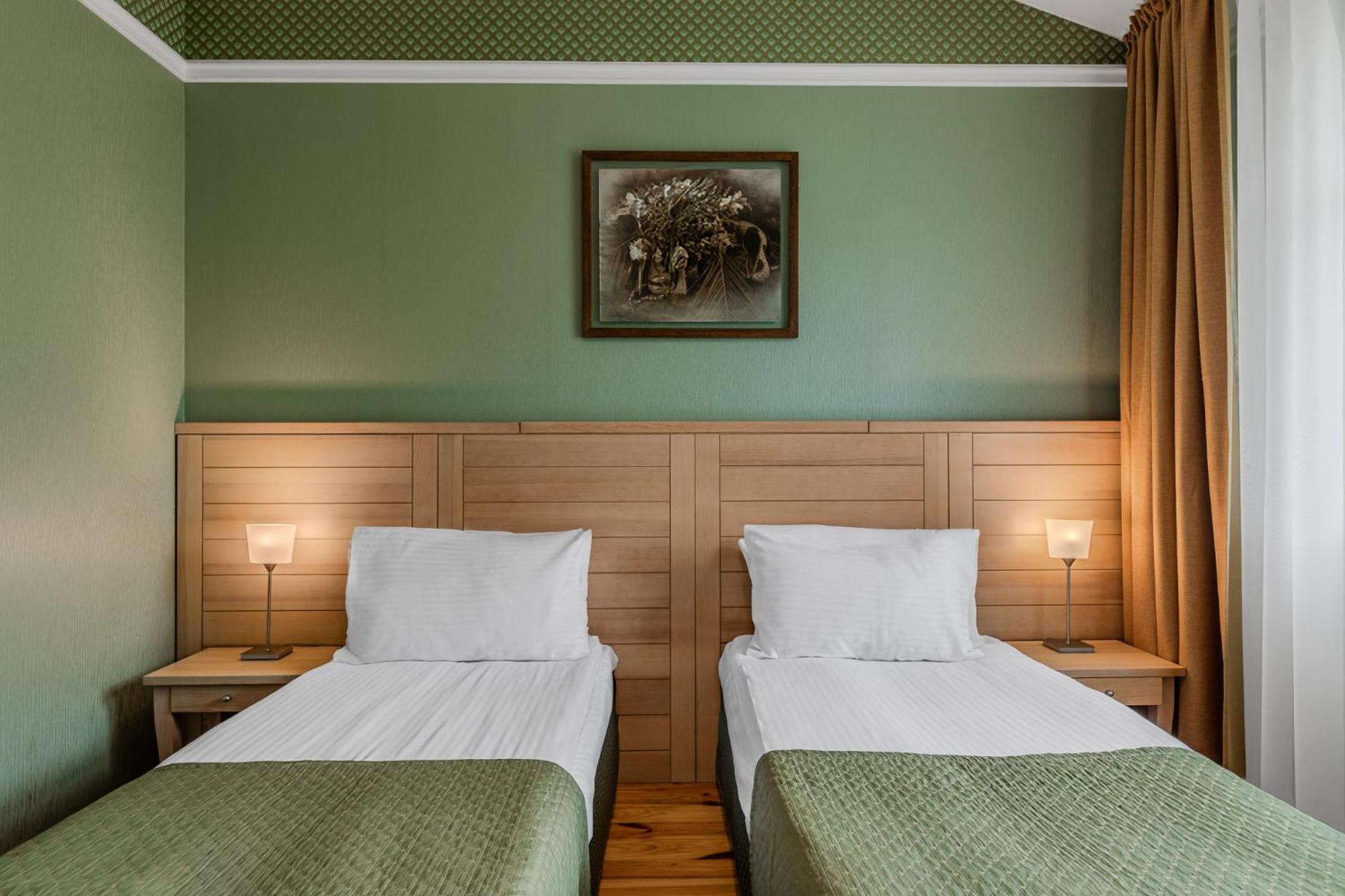 Seasons Spa Boutique Hotel Kozyn Oda fotoğraf