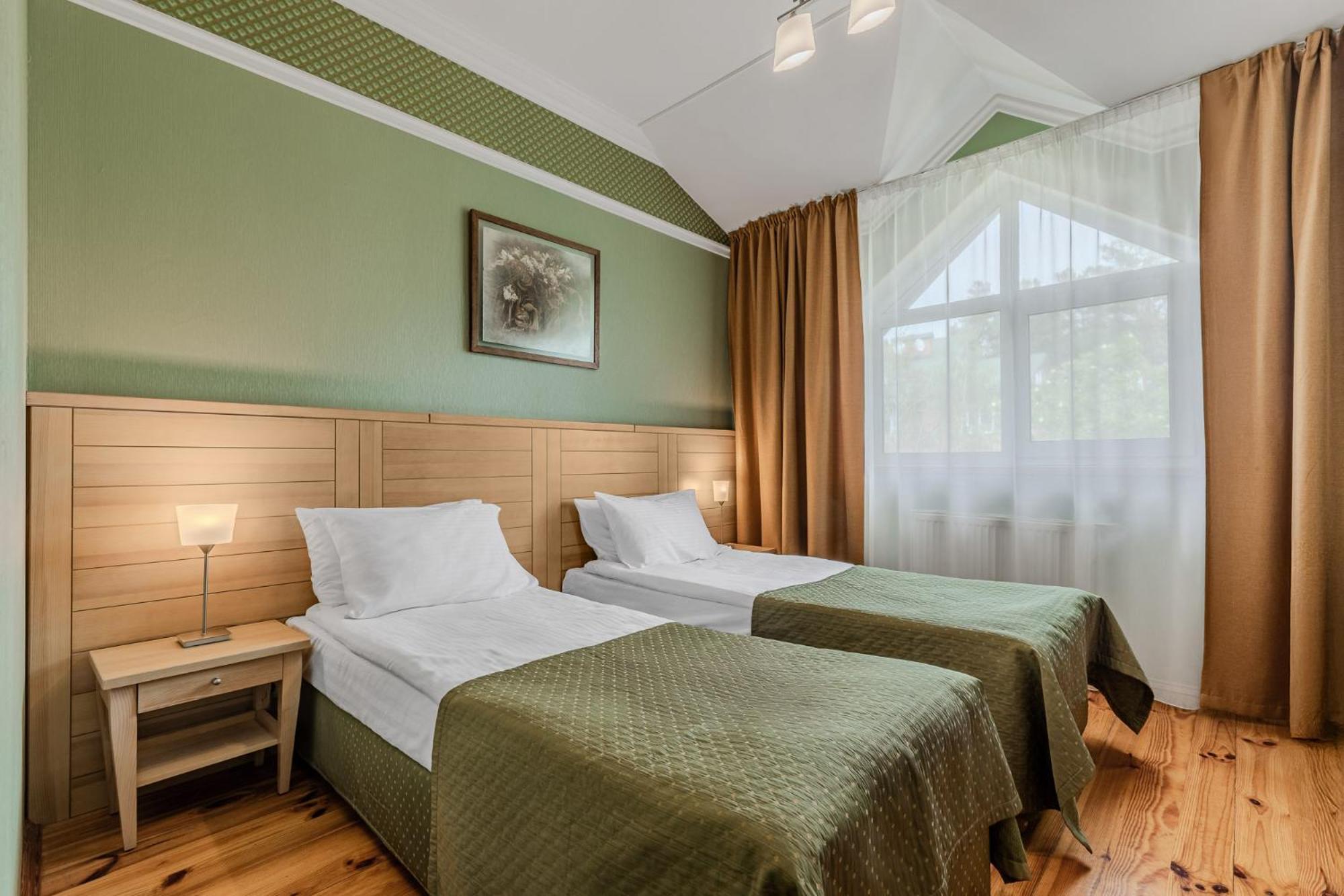 Seasons Spa Boutique Hotel Kozyn Oda fotoğraf