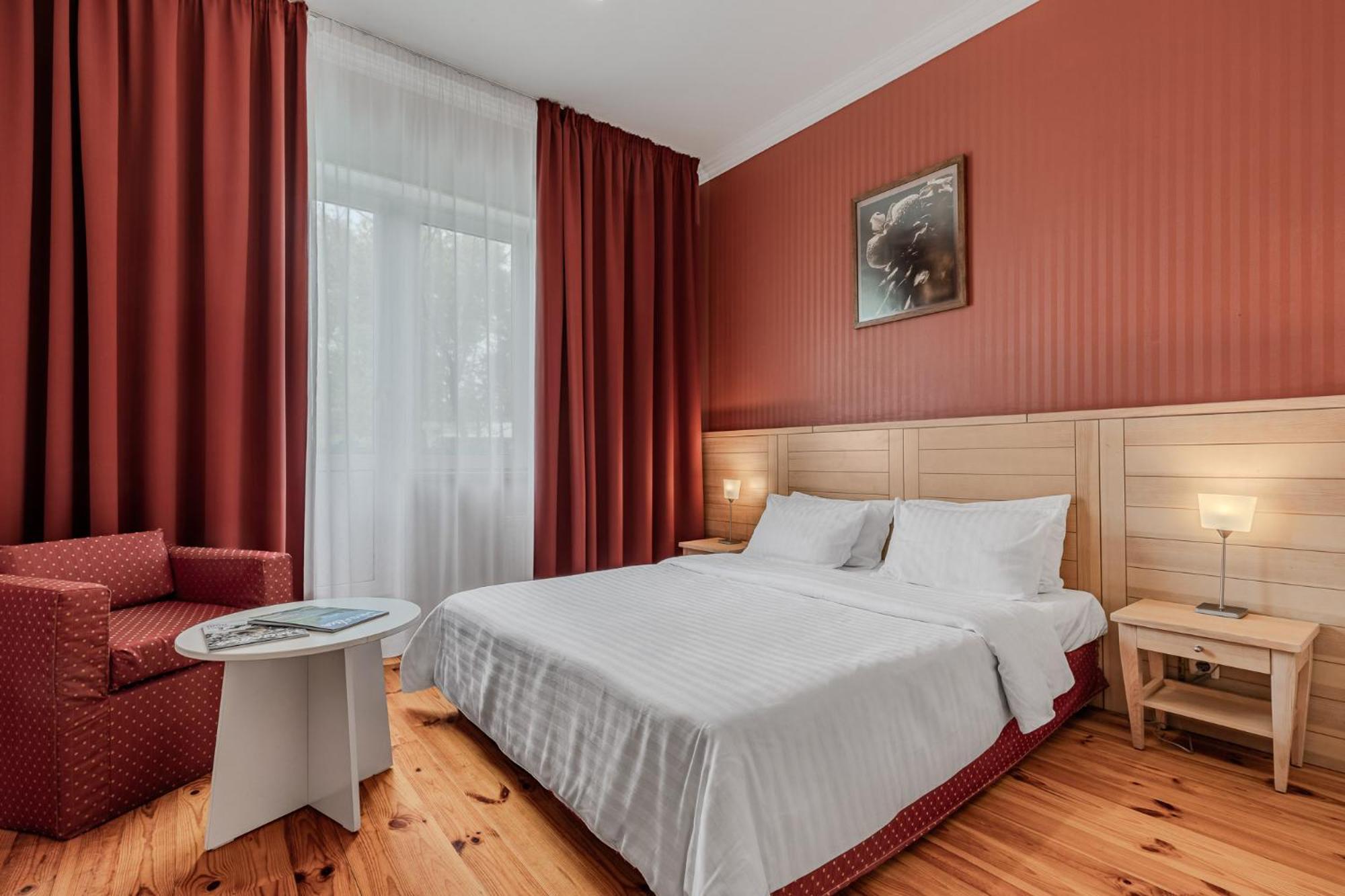 Seasons Spa Boutique Hotel Kozyn Oda fotoğraf