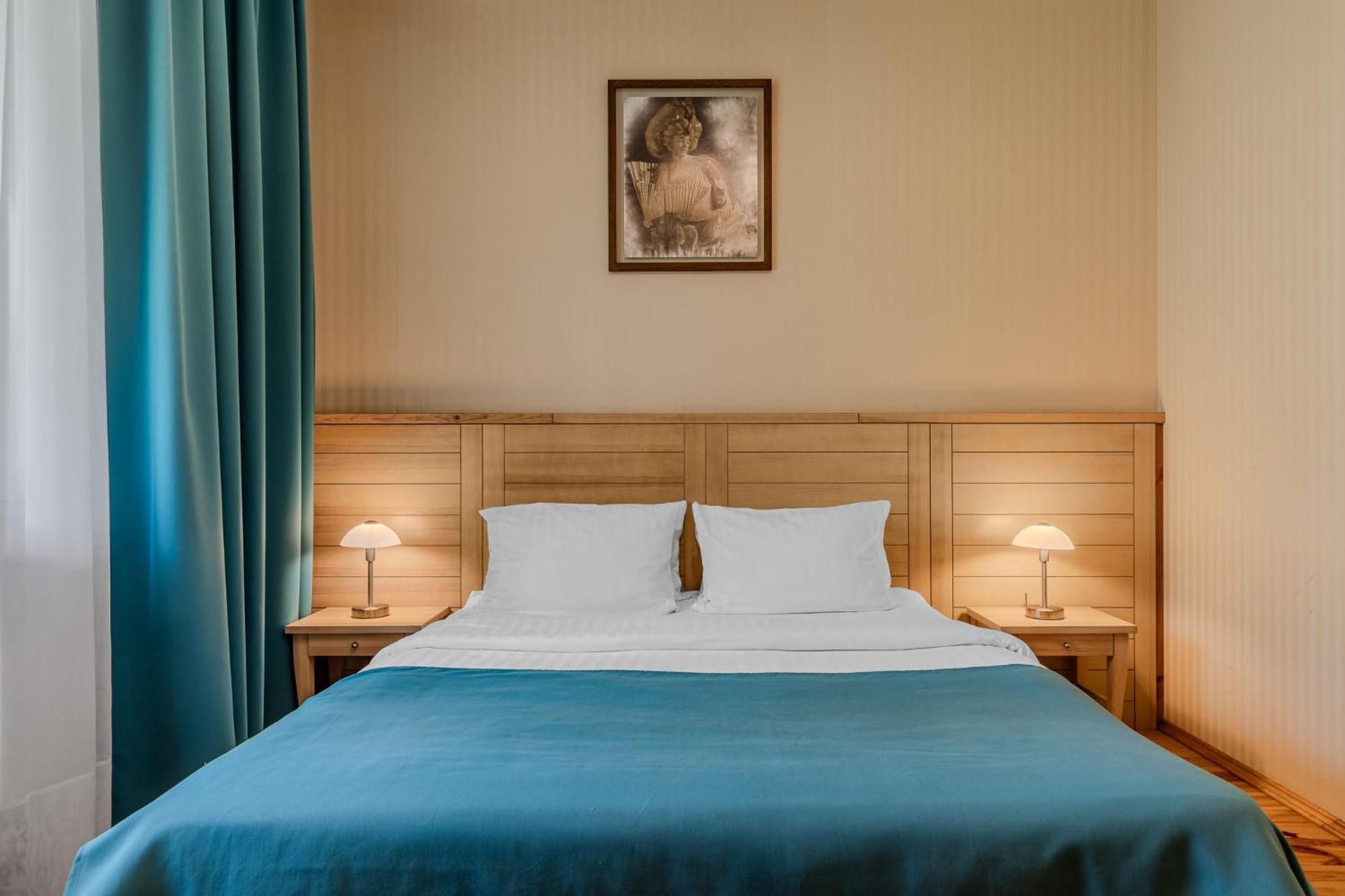 Seasons Spa Boutique Hotel Kozyn Dış mekan fotoğraf