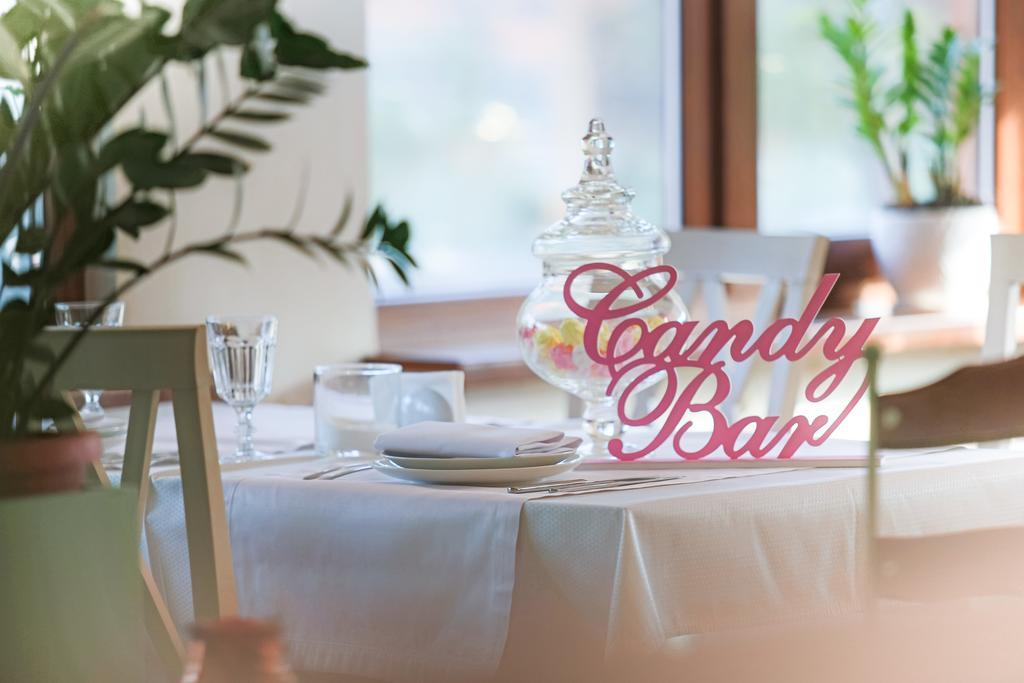 Seasons Spa Boutique Hotel Kozyn Dış mekan fotoğraf