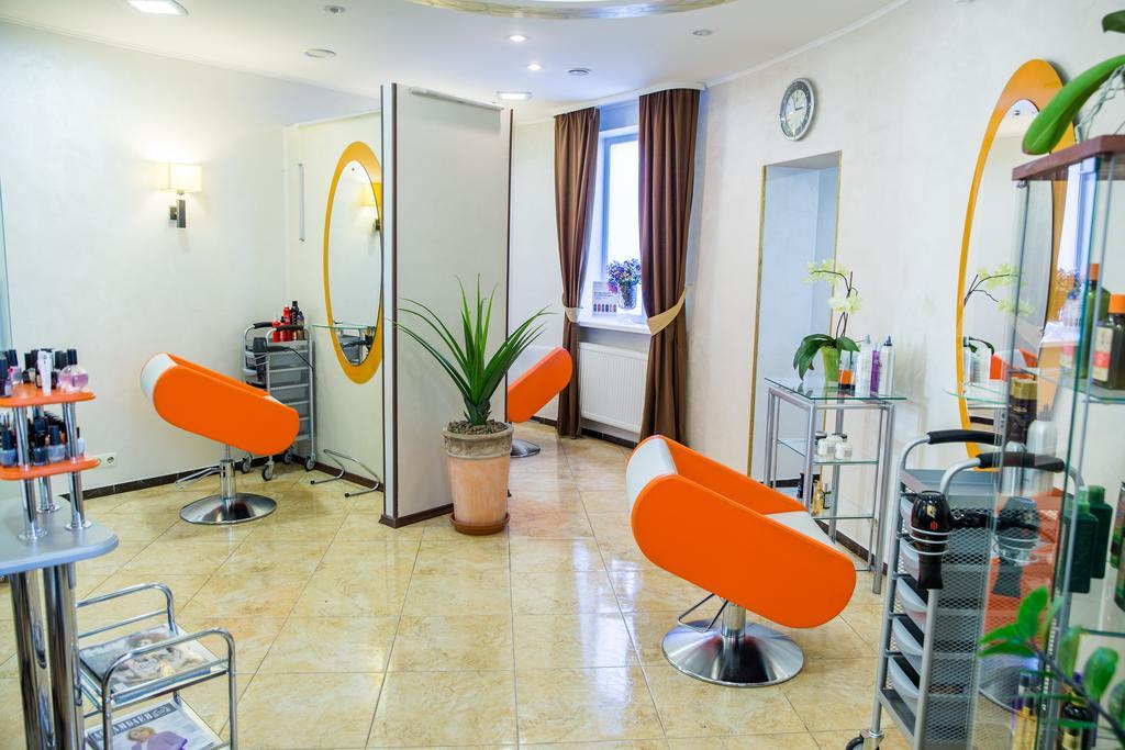 Seasons Spa Boutique Hotel Kozyn Dış mekan fotoğraf